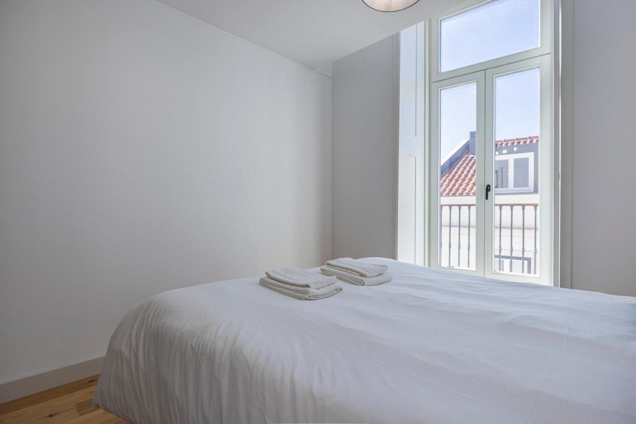 Glamorous 3Bdr Apartment In City Center By Lovelystay Lisbon Exterior photo