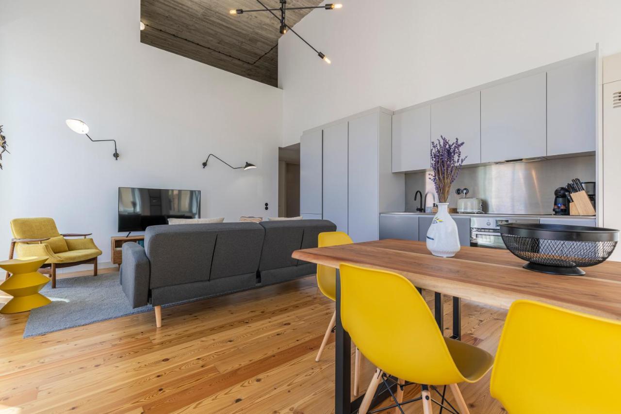 Glamorous 3Bdr Apartment In City Center By Lovelystay Lisbon Exterior photo