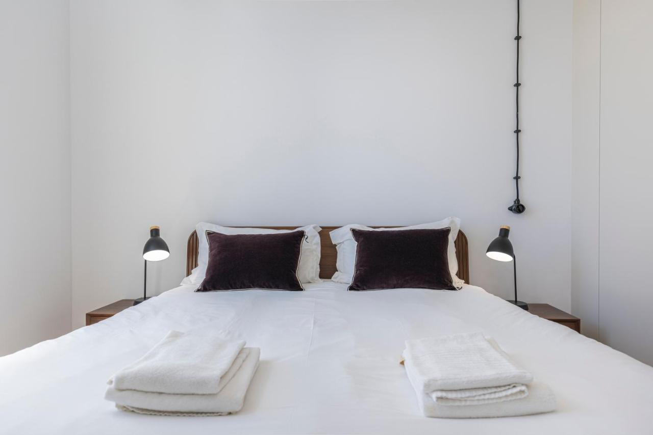 Glamorous 3Bdr Apartment In City Center By Lovelystay Lisbon Exterior photo