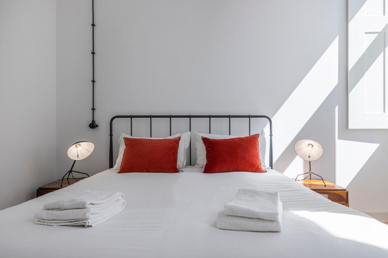 Glamorous 3Bdr Apartment In City Center By Lovelystay Lisbon Exterior photo